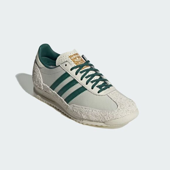Adidas Women's Green and White Athletic Shoes - Picture 4 of 10